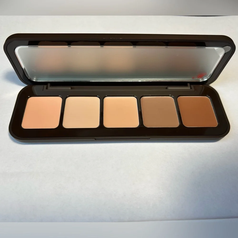 NWT🌷(light) M.PH Underpainting Face Highlight & Contour Pallet